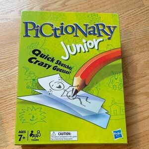 Hasbro Pictionary Junior Game - Green and Blue Box